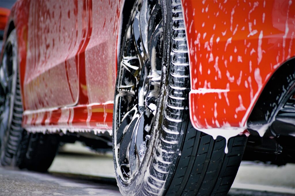 Shampoo Orgánico con pH Neutro en Autos con Tratamiento Cerámico: Una Elección Crucial en el Detallado Profesional 2024 1 Shampoo neutro p100 orange automotriz